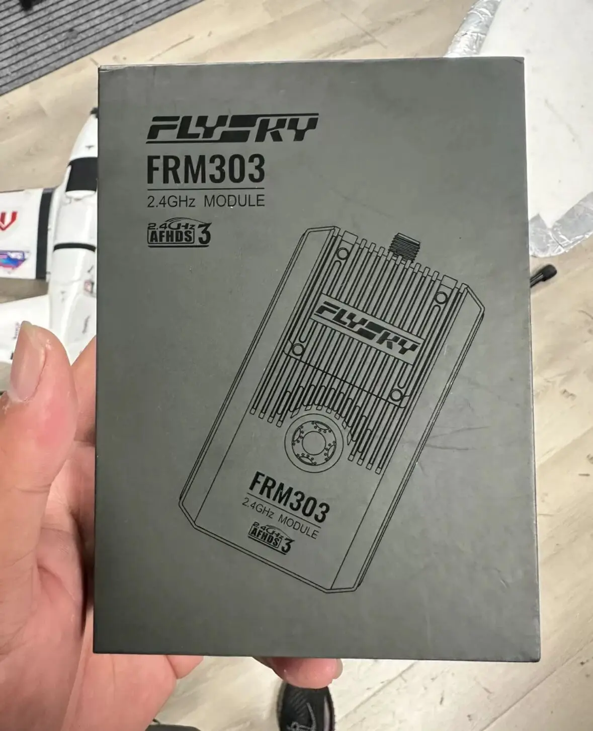 FlySky FRM303 2.4GHz 18CH AFHD - Flysky El18 Radio Transmitter review and price